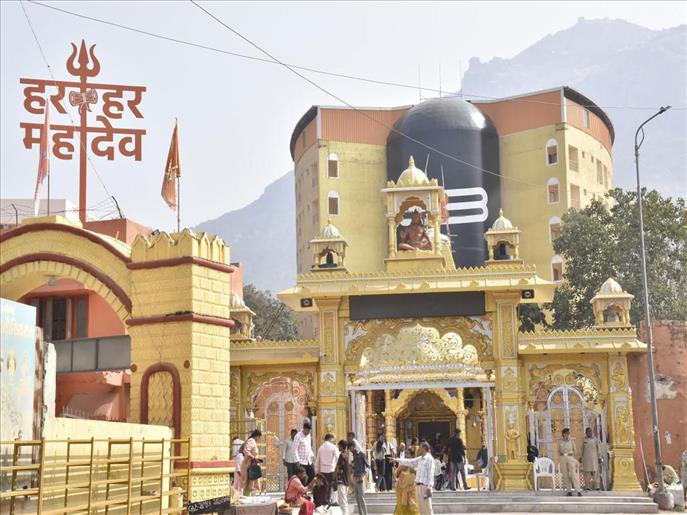 Gujarat: Mahashivratri fair to commence on February 11 with ceremonial flag hoisting at Bhavnath Temple, in foothills of Girnar